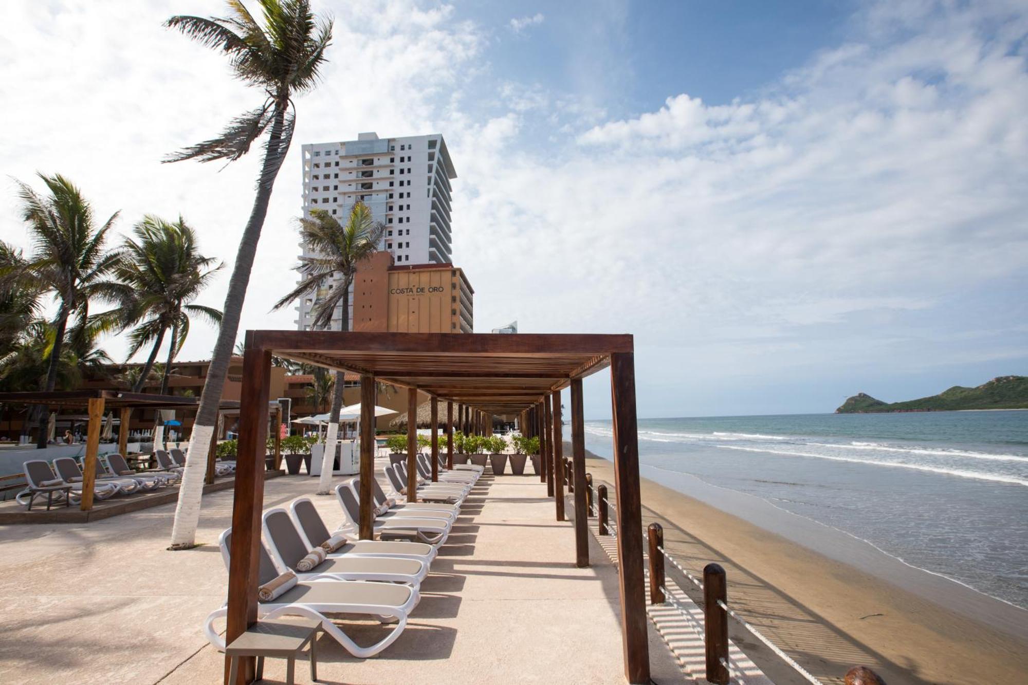 Costa De Oro Beach Hotel Mazatlan Ngoại thất bức ảnh