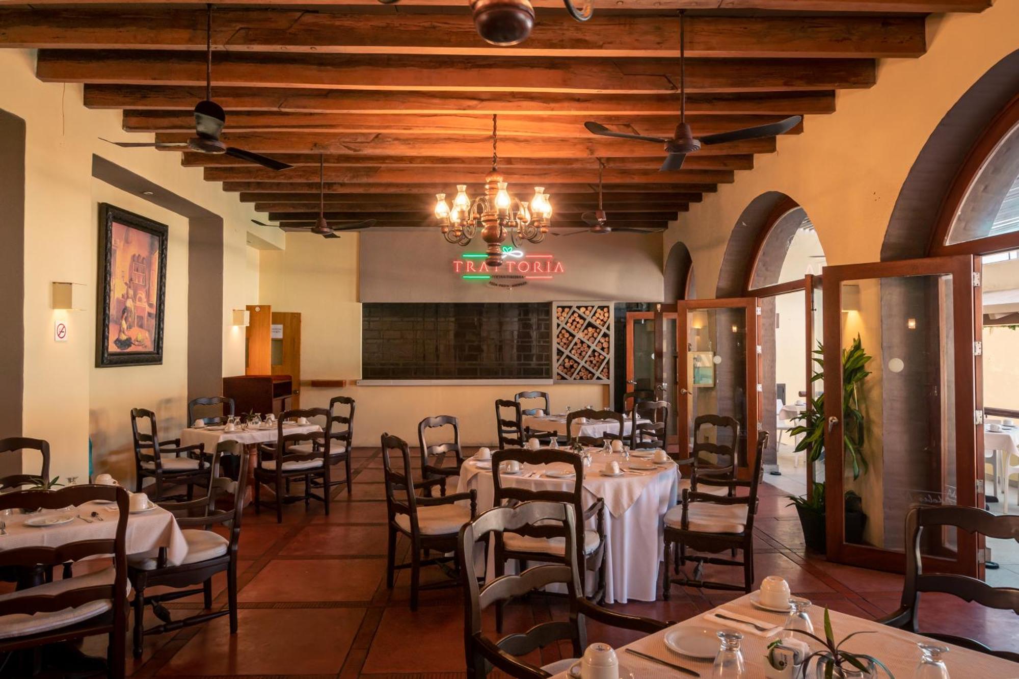 Costa De Oro Beach Hotel Mazatlan Ngoại thất bức ảnh